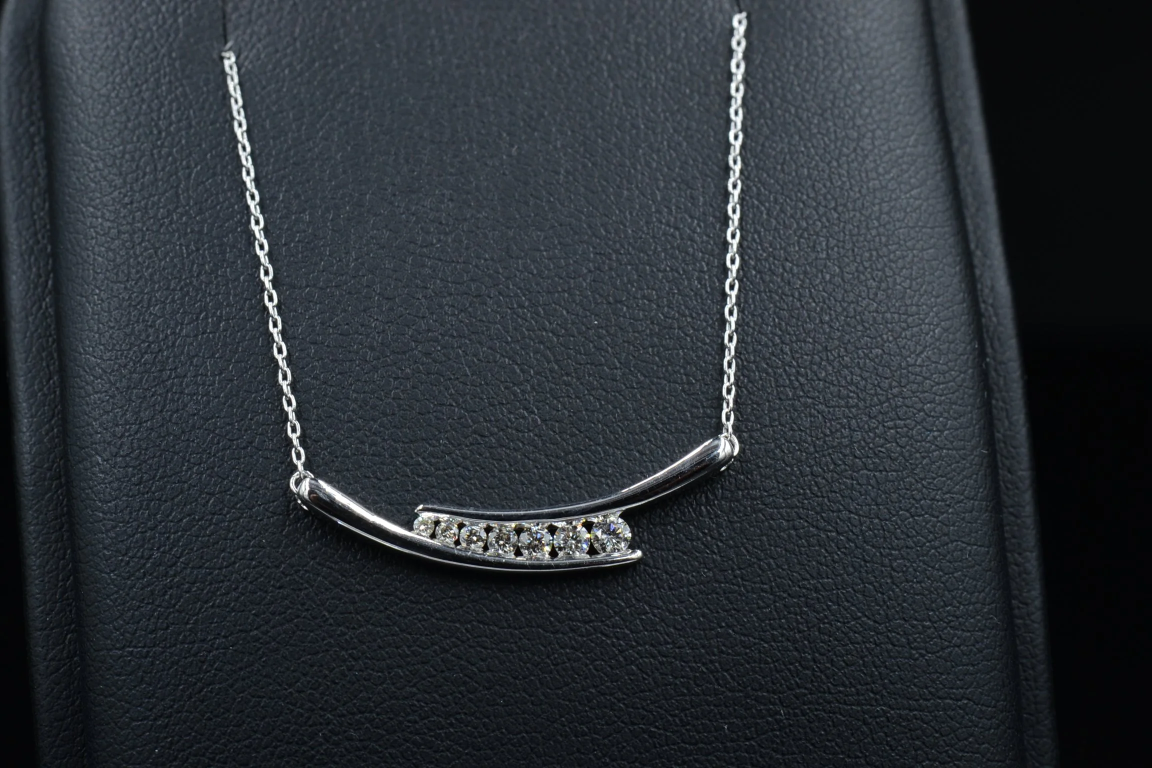 Sterling Diamond Big Link Pendant .13ctw — Nulton Jewelers